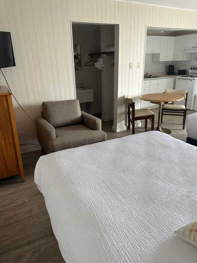 Motel Carleton Sur Mer Buitenkant foto